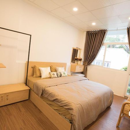 Saigon April Homestay ホーチミン市 エクステリア 写真