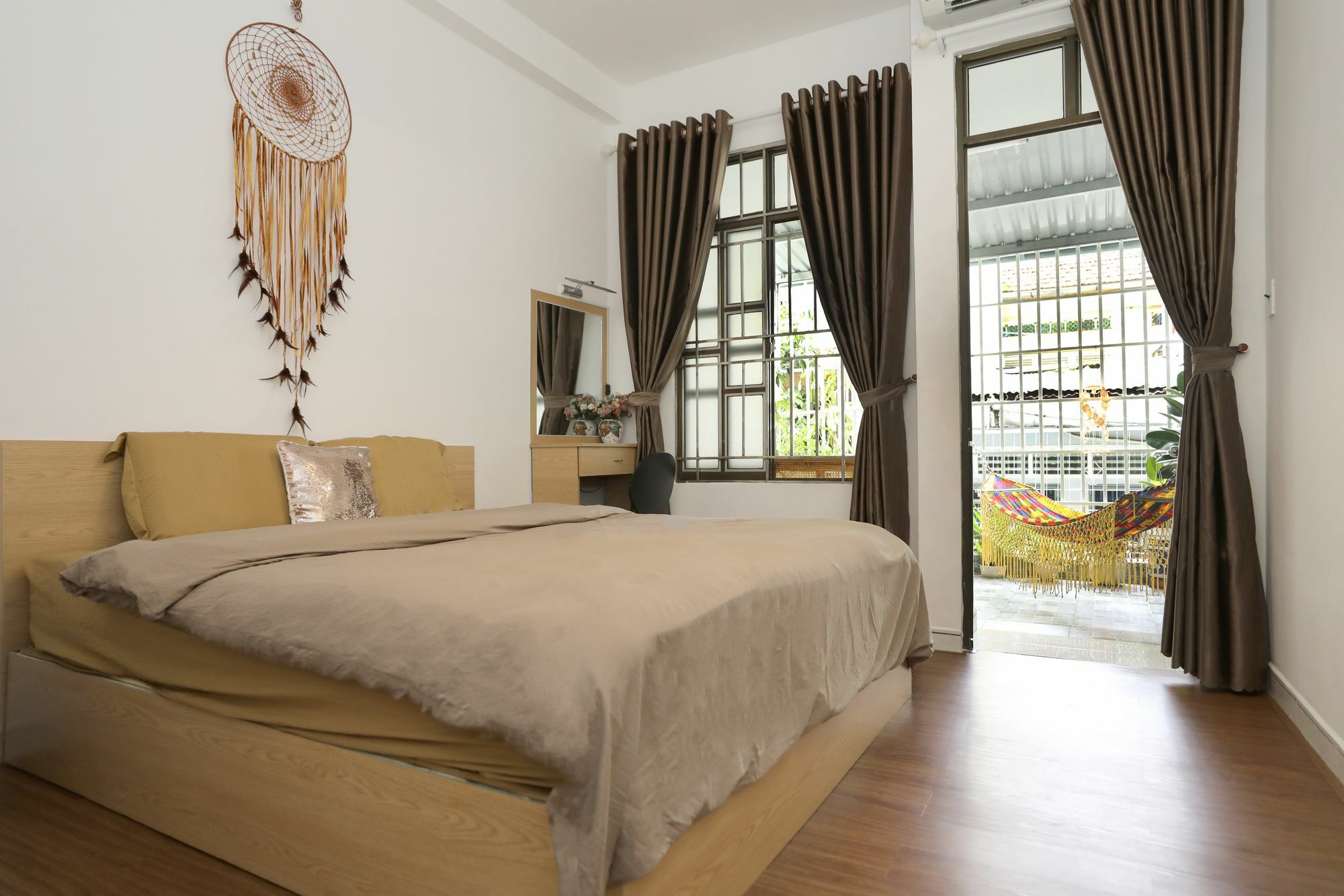 Saigon April Homestay ホーチミン市 エクステリア 写真
